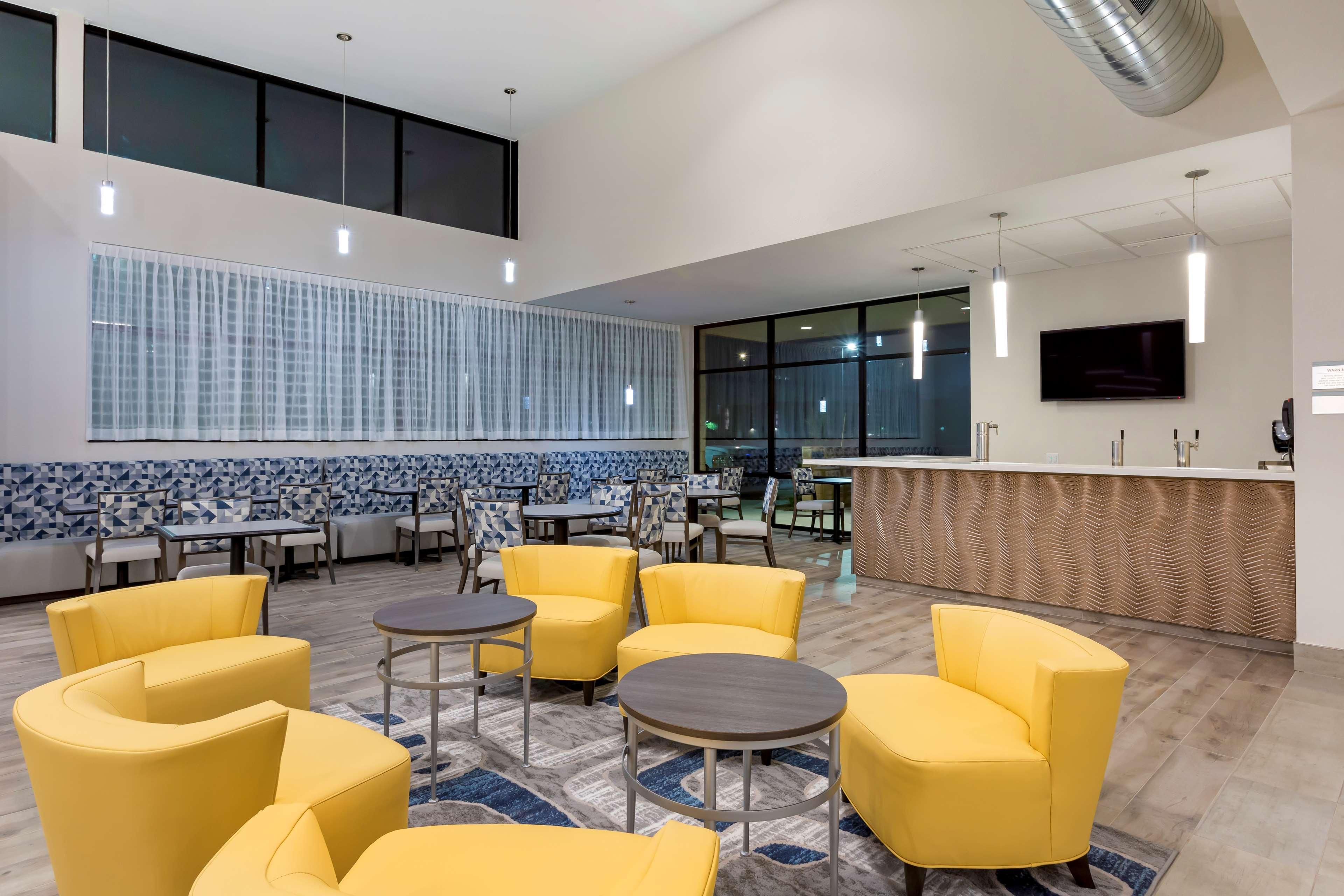 Best Western Plus Executive Residency Phoenix North Happy Valley Eksteriør billede