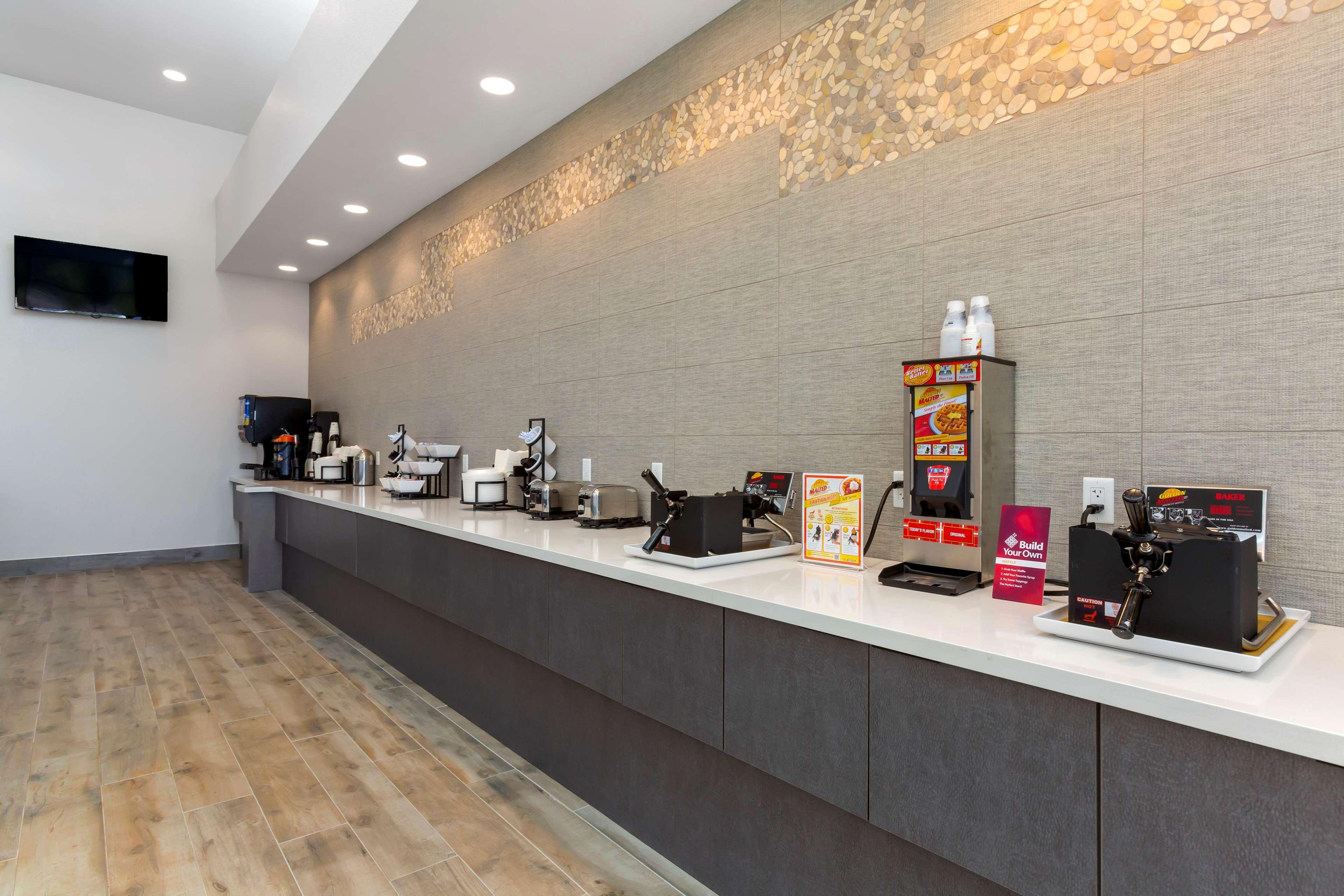 Best Western Plus Executive Residency Phoenix North Happy Valley Eksteriør billede
