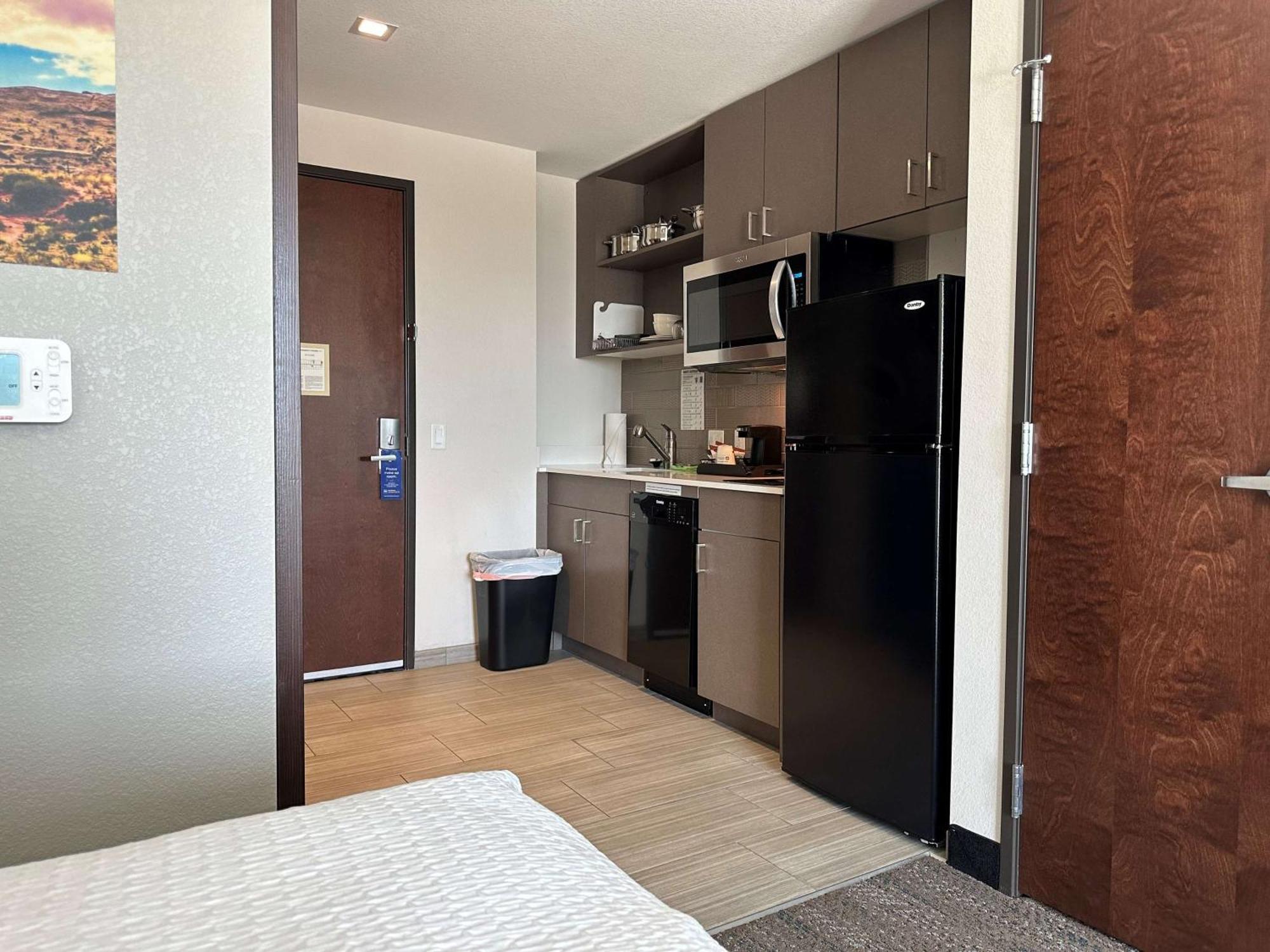 Best Western Plus Executive Residency Phoenix North Happy Valley Eksteriør billede